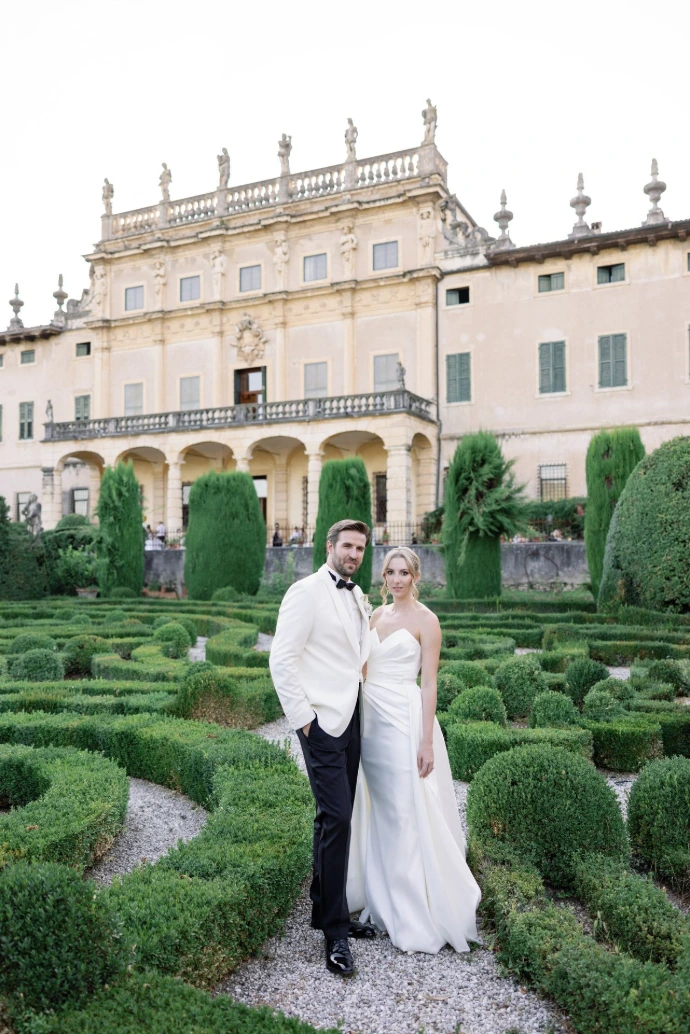 International couple Kerstin and Markus celebrating their Italian wedding